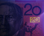 20 australian Dollars under UV